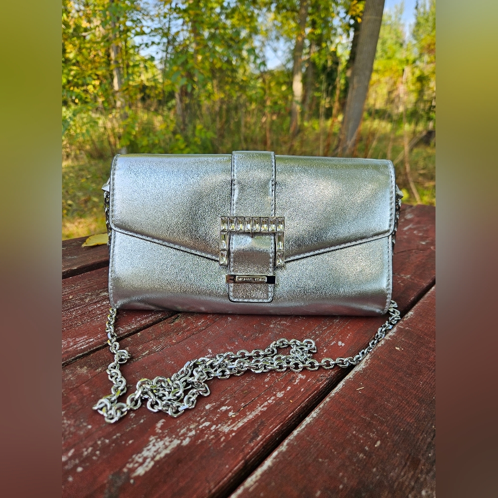 Michael Kors Penelope Medium Silver Metallic Clutch